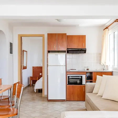 Anemologio 302 Tinos بيت للعطل